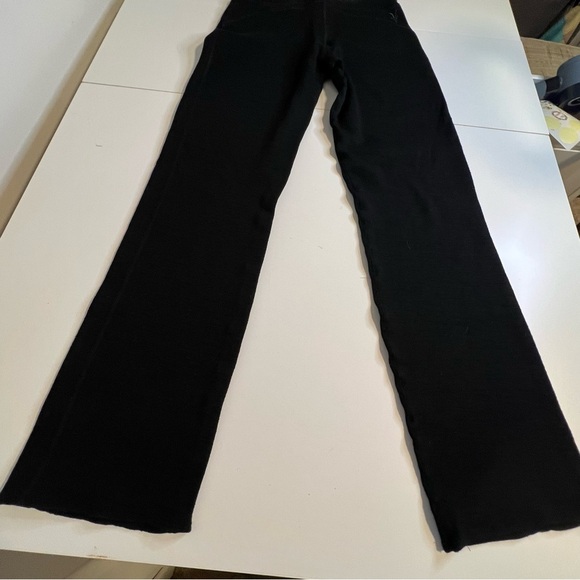 Women's Black hiking pants Pants with side zipper pockets and waist band pocket - Picture 2 of 9